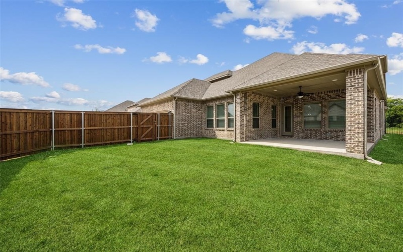 1017 Daisy Way, Crowley, TX 76036, 4 Bedrooms Bedrooms, ,3 BathroomsBathrooms,Residential,For Sale,1017 Daisy Way,0,21029122