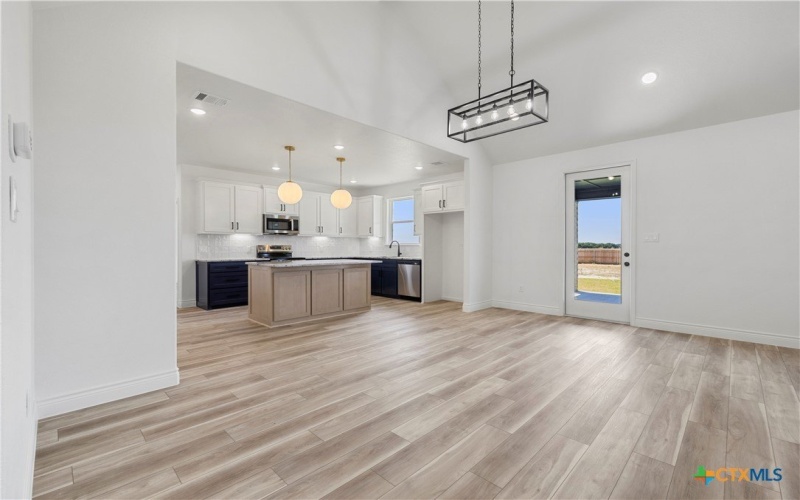 1823 Ember Drive, Temple, TX 76502, 4 Bedrooms Bedrooms, ,2 BathroomsBathrooms,Residential,For Sale,1823 Ember Drive,0,589407