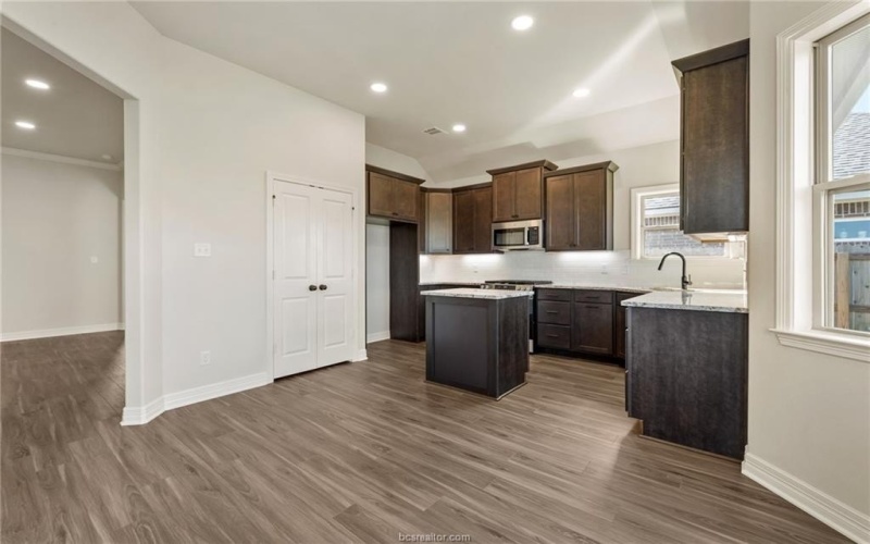 2813 Spector Drive, Bryan, TX 77808, 4 Bedrooms Bedrooms, ,2 BathroomsBathrooms,Residential,For Sale,2813 Spector Drive,0,25008785