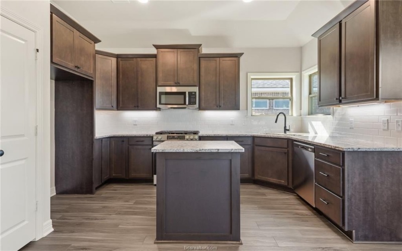 2813 Spector Drive, Bryan, TX 77808, 4 Bedrooms Bedrooms, ,2 BathroomsBathrooms,Residential,For Sale,2813 Spector Drive,0,25008785