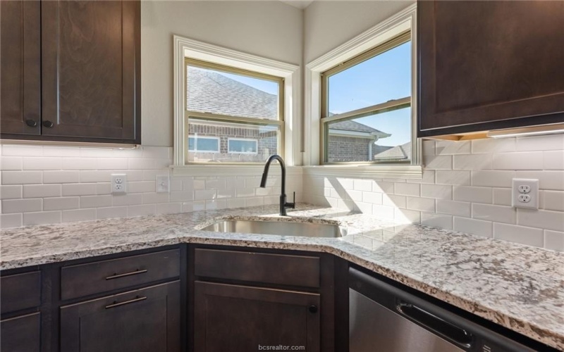 2813 Spector Drive, Bryan, TX 77808, 4 Bedrooms Bedrooms, ,2 BathroomsBathrooms,Residential,For Sale,2813 Spector Drive,0,25008785