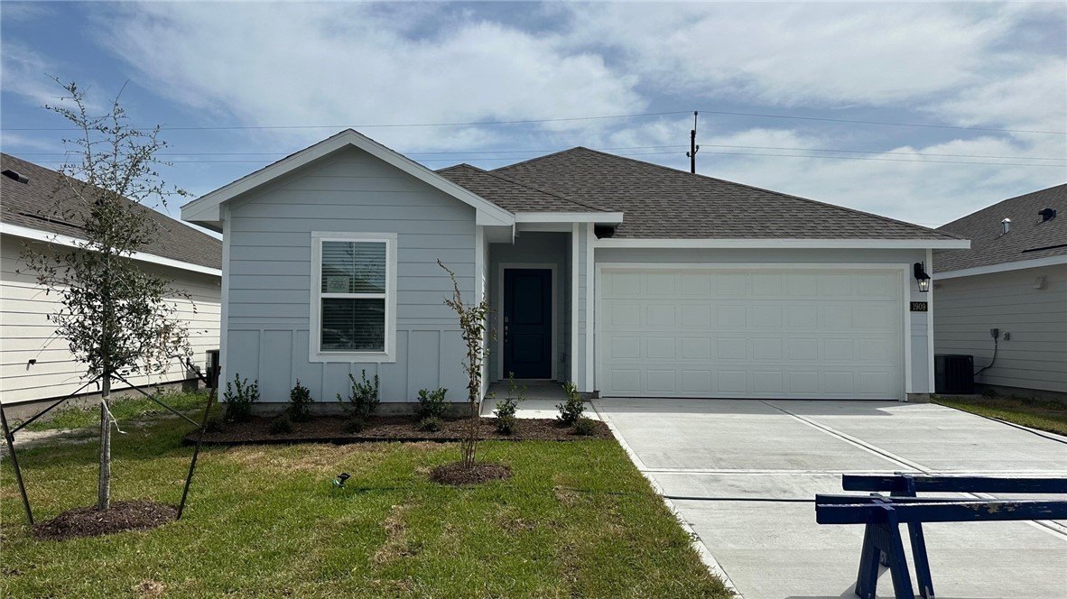 1909 Osbert Nelly Drive, Corpus Christi, TX 78417, 3 Bedrooms Bedrooms, ,2 BathroomsBathrooms,Residential,For Sale,1909 Osbert Nelly Drive,0,463345