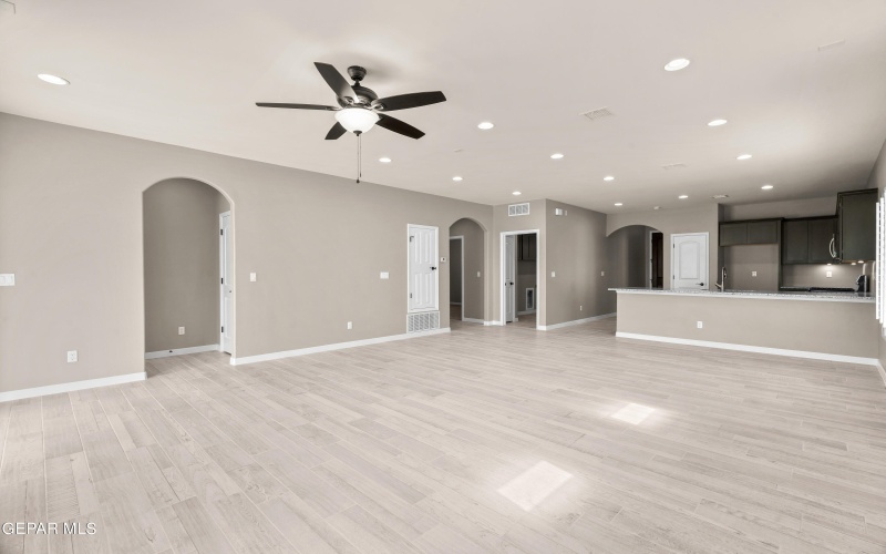 15240 Ambition Avenue, El Paso, TX 79938, 3 Bedrooms Bedrooms, ,2 BathroomsBathrooms,Residential,For Sale,15240 Ambition Avenue,914853