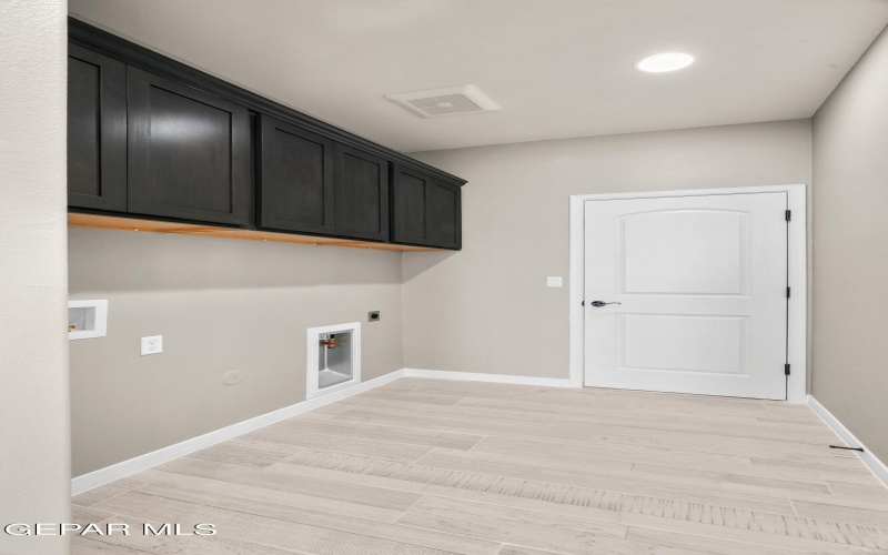 15240 Ambition Avenue, El Paso, TX 79938, 3 Bedrooms Bedrooms, ,2 BathroomsBathrooms,Residential,For Sale,15240 Ambition Avenue,914853