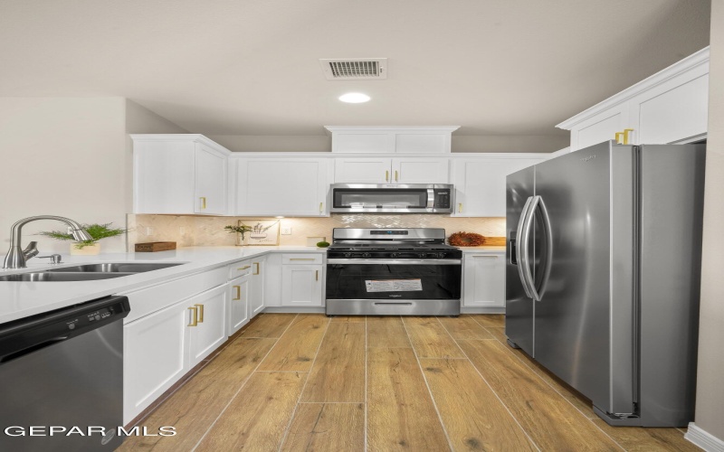 15244 Ambition Avenue, El Paso, TX 79938, 3 Bedrooms Bedrooms, ,2 BathroomsBathrooms,Residential,For Sale,15244 Ambition Avenue,914854