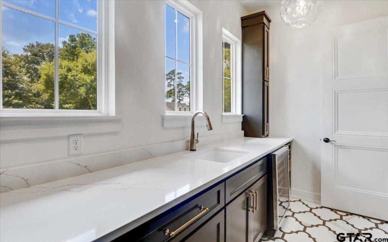 300 White-N-Gail, Bullard, TX 75757, 4 Bedrooms Bedrooms, ,5 BathroomsBathrooms,Residential,For Sale,300 White-N-Gail,0,25012189