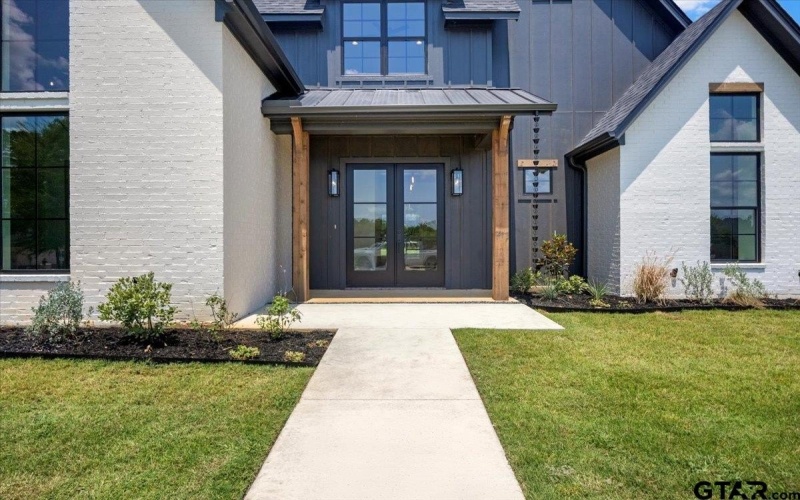 300 White-N-Gail, Bullard, TX 75757, 4 Bedrooms Bedrooms, ,5 BathroomsBathrooms,Residential,For Sale,300 White-N-Gail,0,25012189