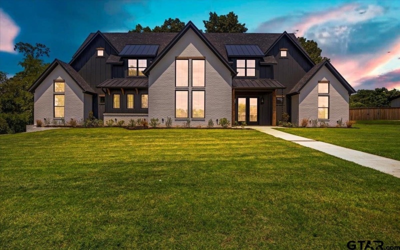 300 White-N-Gail, Bullard, TX 75757, 4 Bedrooms Bedrooms, ,5 BathroomsBathrooms,Residential,For Sale,300 White-N-Gail,0,25012189