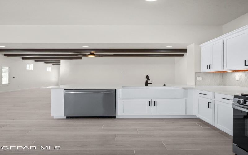 15237 Imagine Drive, El Paso, TX 79938, 3 Habitaciones Habitaciones , ,2 BañosBaños,Residential,En Venta,15237 Imagine Drive,914857