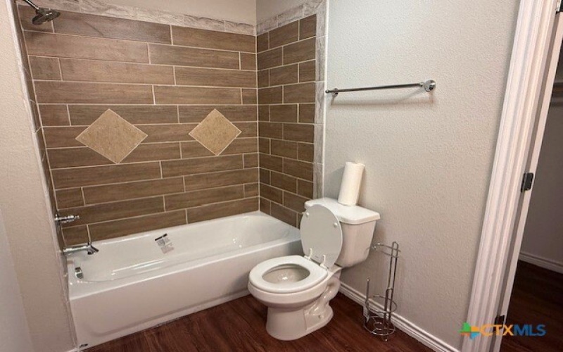 2410 Westcliff Road #A & B, Killeen, TX 76543, 6 Habitaciones Habitaciones , ,Residential,En Venta,2410 Westcliff Road,0,589381