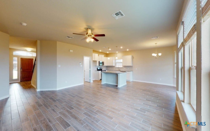 1905 Caspian Trail, Harker Heights, TX 76548, 5 Habitaciones Habitaciones , ,3 BañosBaños,Residential,En Venta,1905 Caspian Trail,0,589485