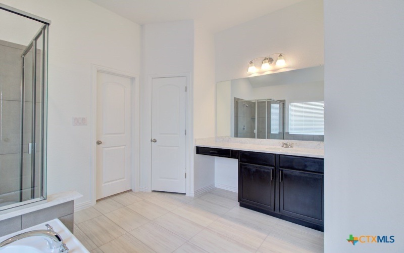 2054 Inkberry Drive, New Braunfels, TX 78130, 4 Bedrooms Bedrooms, ,3 BathroomsBathrooms,Residential,For Sale,2054 Inkberry Drive,0,589488