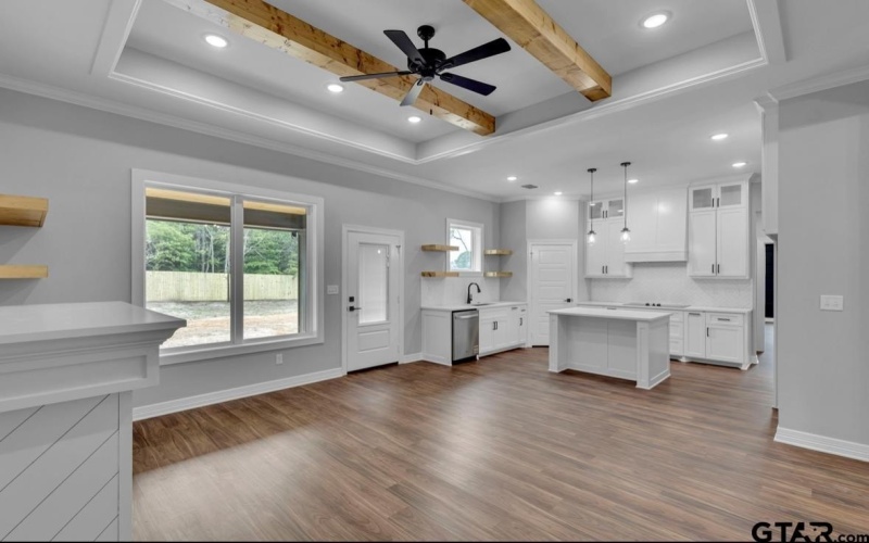 138 Private Road 6238, Mineola, TX 75773, 3 Bedrooms Bedrooms, ,2 BathroomsBathrooms,Residential,For Sale,138 Private Road 6238,0,25012206