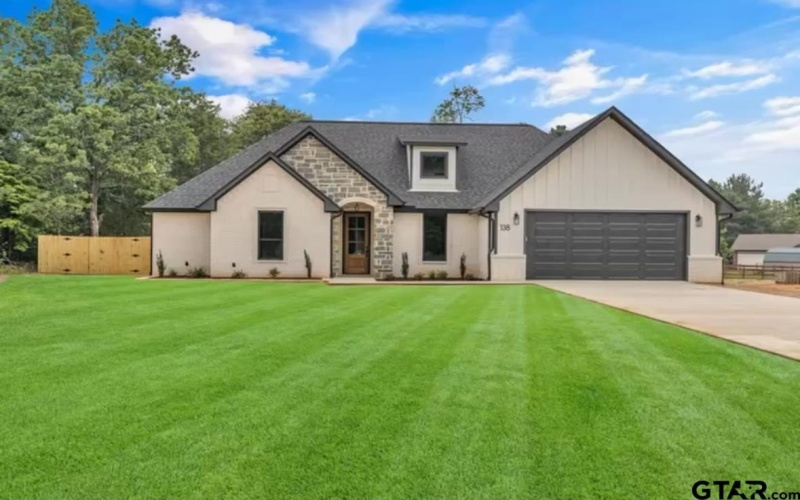 138 Private Road 6238, Mineola, TX 75773, 3 Bedrooms Bedrooms, ,2 BathroomsBathrooms,Residential,For Sale,138 Private Road 6238,0,25012206