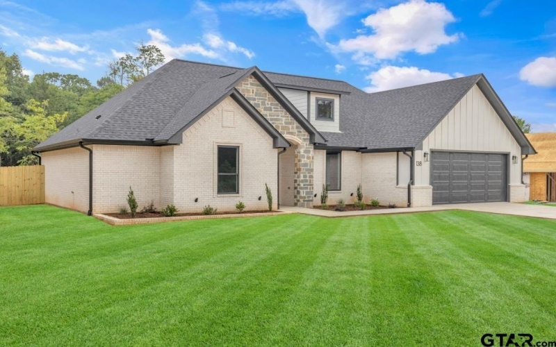 138 Private Road 6238, Mineola, TX 75773, 3 Bedrooms Bedrooms, ,2 BathroomsBathrooms,Residential,For Sale,138 Private Road 6238,0,25012206