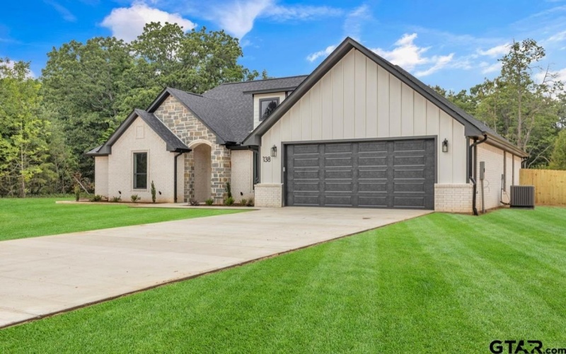138 Private Road 6238, Mineola, TX 75773, 3 Bedrooms Bedrooms, ,2 BathroomsBathrooms,Residential,For Sale,138 Private Road 6238,0,25012206