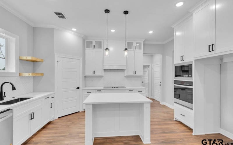 138 Private Road 6238, Mineola, TX 75773, 3 Bedrooms Bedrooms, ,2 BathroomsBathrooms,Residential,For Sale,138 Private Road 6238,0,25012206