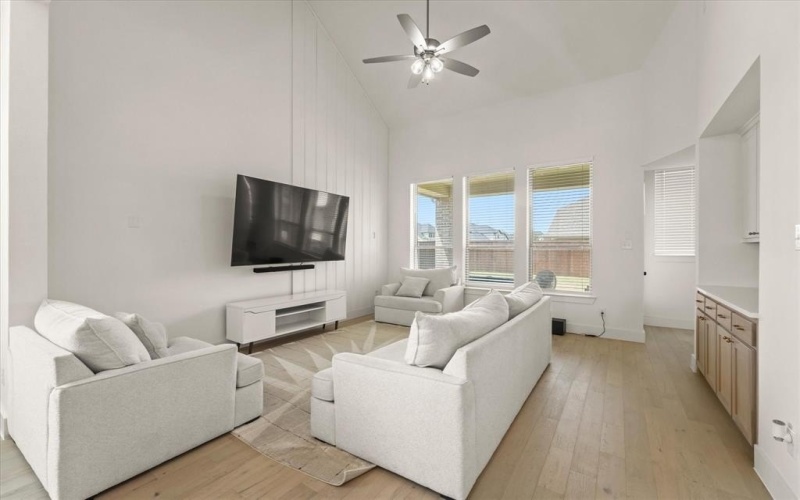 1736 Jumper Fields Drive, Aubrey, TX 76227, 4 Habitaciones Habitaciones , ,5 BañosBaños,Residential,En Venta,1736 Jumper Fields Drive,0,21019848
