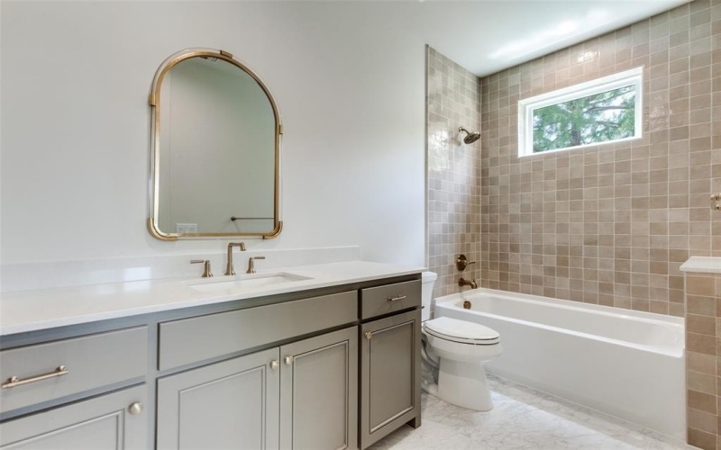 2208 Ridge Crest Drive, Richardson, TX 75080, 4 Habitaciones Habitaciones , ,5 BañosBaños,Residential,En Venta,2208 Ridge Crest Drive,0,21027772