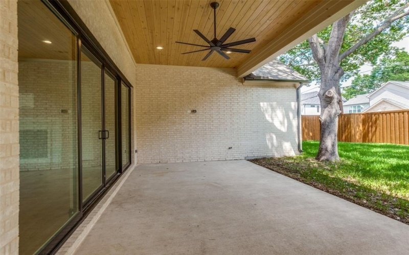 2208 Ridge Crest Drive, Richardson, TX 75080, 4 Habitaciones Habitaciones , ,5 BañosBaños,Residential,En Venta,2208 Ridge Crest Drive,0,21027772