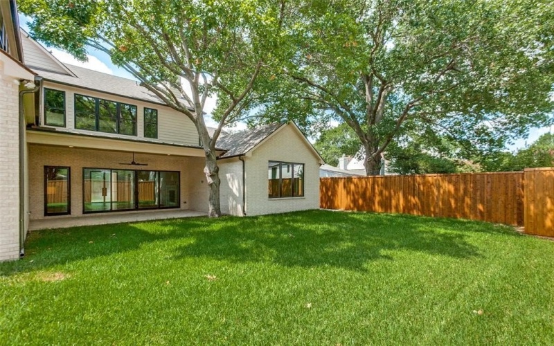 2208 Ridge Crest Drive, Richardson, TX 75080, 4 Habitaciones Habitaciones , ,5 BañosBaños,Residential,En Venta,2208 Ridge Crest Drive,0,21027772