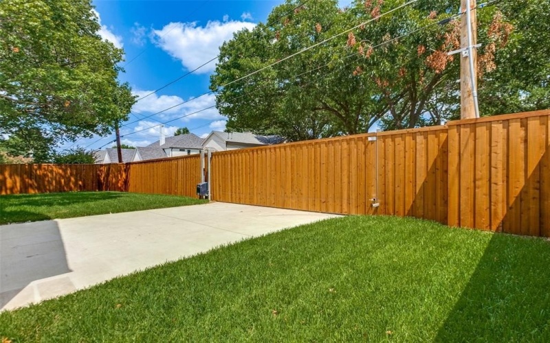 2208 Ridge Crest Drive, Richardson, TX 75080, 4 Habitaciones Habitaciones , ,5 BañosBaños,Residential,En Venta,2208 Ridge Crest Drive,0,21027772