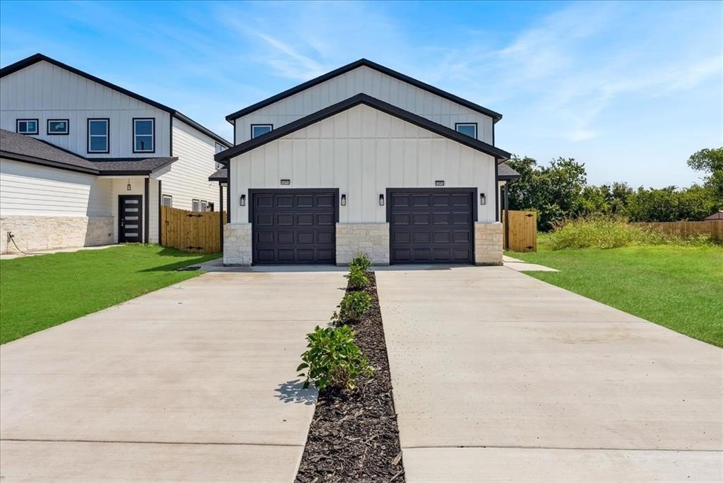 13711 Biggs Street, Dallas, TX 75253, 8 Bedrooms Bedrooms, ,5 BathroomsBathrooms,Residential Multi Family,For Sale,13711 Biggs Street,0,21028900