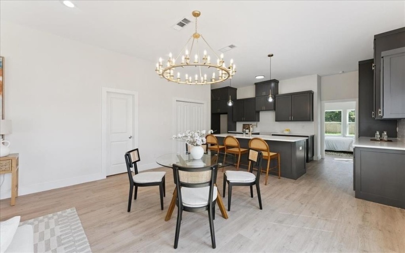 13711 Biggs Street, Dallas, TX 75253, 8 Bedrooms Bedrooms, ,5 BathroomsBathrooms,Residential Multi Family,For Sale,13711 Biggs Street,0,21028900