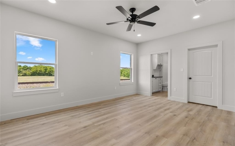 98 Arthur Avenue, McGregor, TX 76657, 3 Bedrooms Bedrooms, ,2 BathroomsBathrooms,Residential,For Sale,98 Arthur Avenue,0,21028968