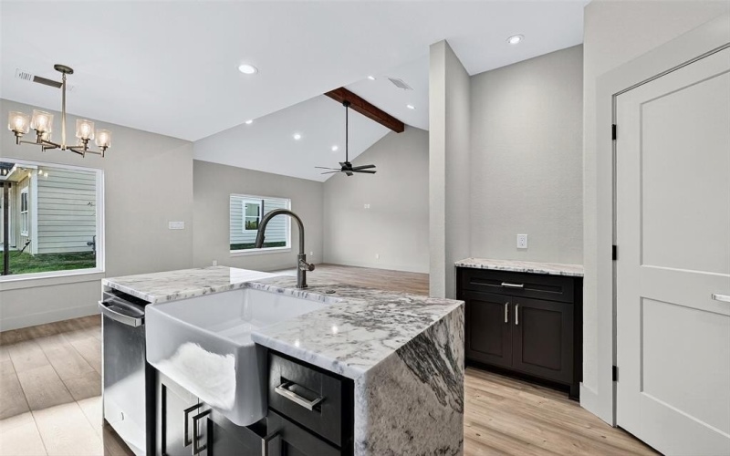 4805 Dry Creek Road, Sherman, TX 75092, 3 Bedrooms Bedrooms, ,2 BathroomsBathrooms,Residential,For Sale,4805 Dry Creek Road,0,21029086