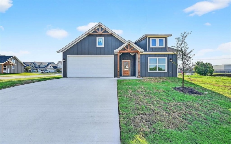 4805 Dry Creek Road, Sherman, TX 75092, 3 Bedrooms Bedrooms, ,2 BathroomsBathrooms,Residential,For Sale,4805 Dry Creek Road,0,21029086
