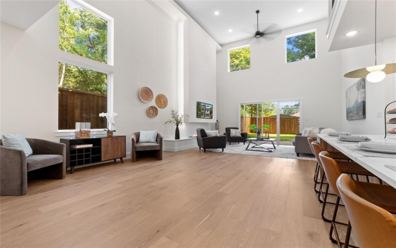 416 Mount Auburn Avenue, Dallas, TX 75223, 5 Habitaciones Habitaciones , ,5 BañosBaños,Residential,En Venta,416 Mount Auburn Avenue,0,21029117