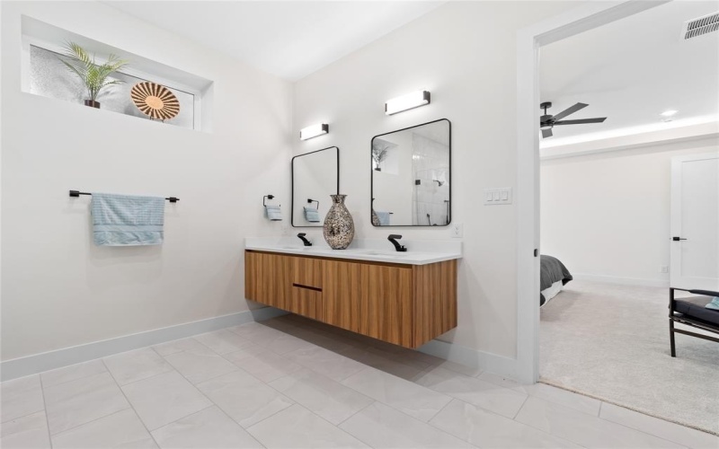 416 Mount Auburn Avenue, Dallas, TX 75223, 5 Habitaciones Habitaciones , ,5 BañosBaños,Residential,En Venta,416 Mount Auburn Avenue,0,21029117