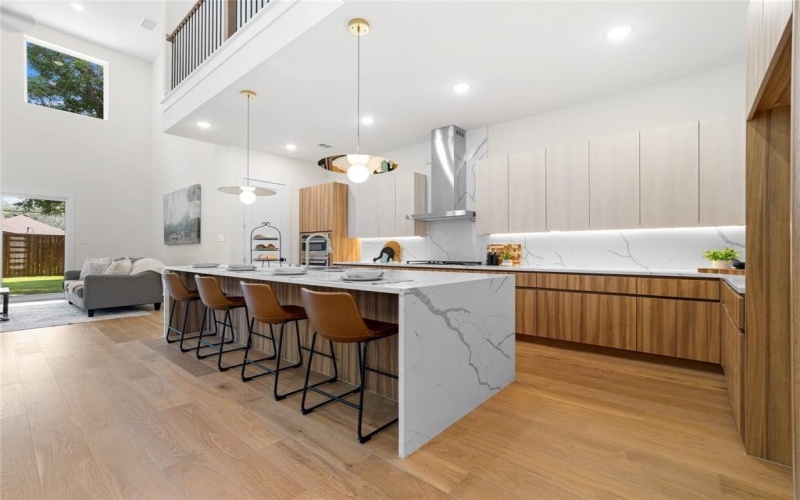 416 Mount Auburn Avenue, Dallas, TX 75223, 5 Habitaciones Habitaciones , ,5 BañosBaños,Residential,En Venta,416 Mount Auburn Avenue,0,21029117