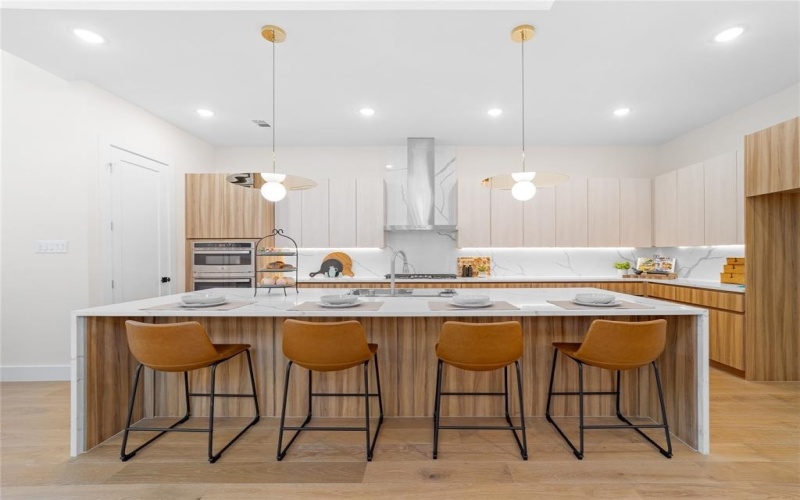 416 Mount Auburn Avenue, Dallas, TX 75223, 5 Habitaciones Habitaciones , ,5 BañosBaños,Residential,En Venta,416 Mount Auburn Avenue,0,21029117