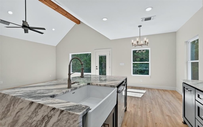 2520 S Scullin Avenue, Denison, TX 75020, 3 Habitaciones Habitaciones , ,2 BañosBaños,Residential,En Venta,2520 S Scullin Avenue,0,21029130