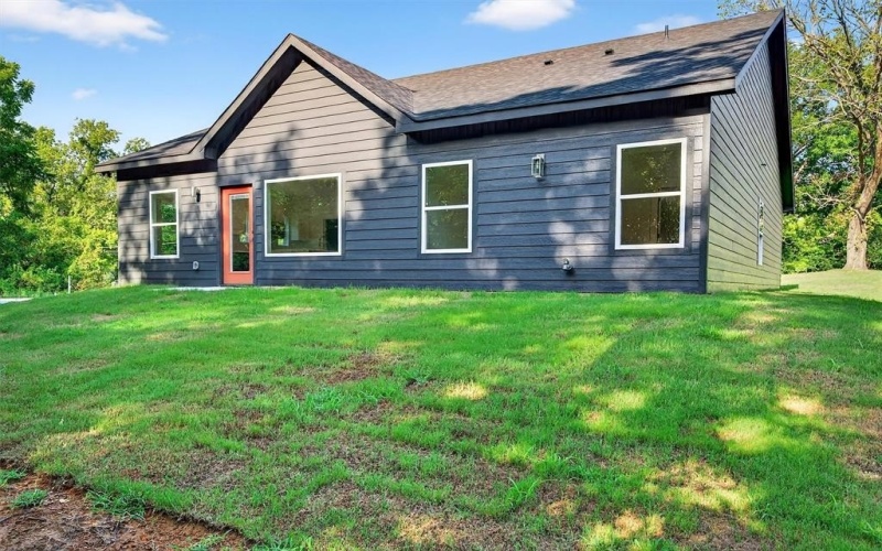 2520 S Scullin Avenue, Denison, TX 75020, 3 Habitaciones Habitaciones , ,2 BañosBaños,Residential,En Venta,2520 S Scullin Avenue,0,21029130