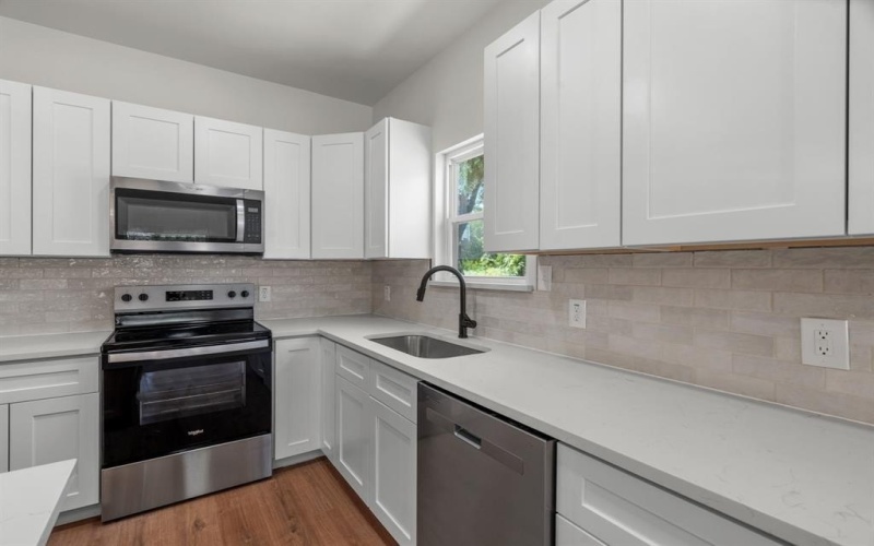3321 Brazos River Drive, Granbury, TX 76048, 3 Bedrooms Bedrooms, ,2 BathroomsBathrooms,Residential,For Sale,3321 Brazos River Drive,0,21029334