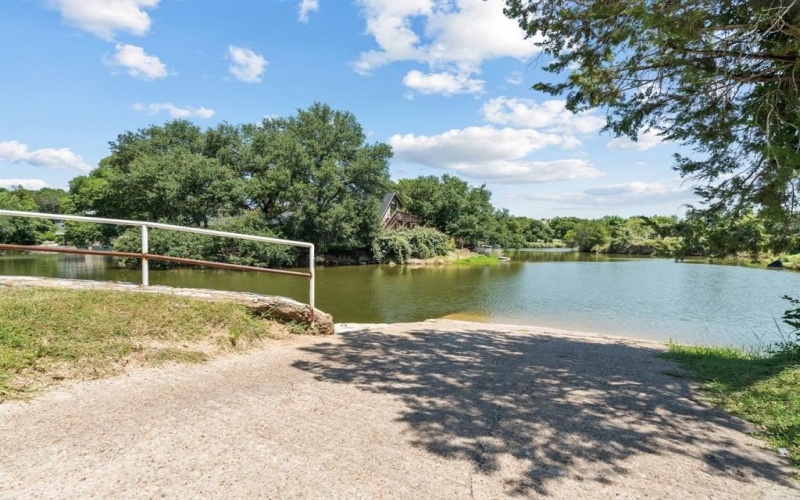3321 Brazos River Drive, Granbury, TX 76048, 3 Bedrooms Bedrooms, ,2 BathroomsBathrooms,Residential,For Sale,3321 Brazos River Drive,0,21029334