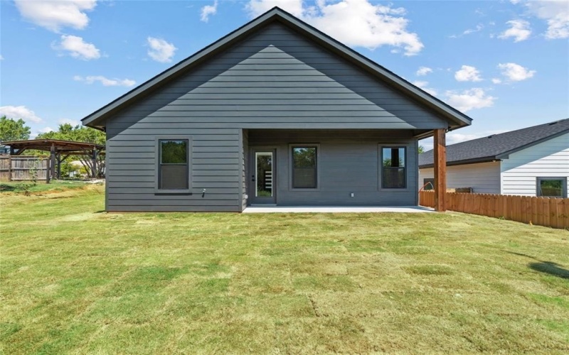 3321 Brazos River Drive, Granbury, TX 76048, 3 Bedrooms Bedrooms, ,2 BathroomsBathrooms,Residential,For Sale,3321 Brazos River Drive,0,21029334