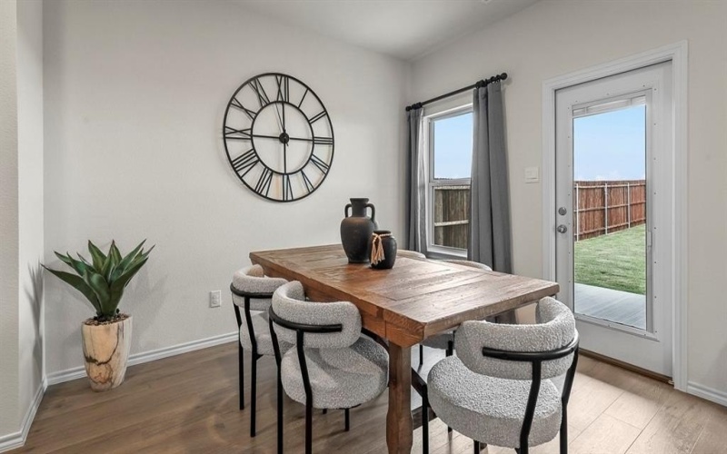 806 Barton Drive, Ennis, TX 75119, 4 Bedrooms Bedrooms, ,3 BathroomsBathrooms,Residential,For Sale,806 Barton Drive,0,21029363