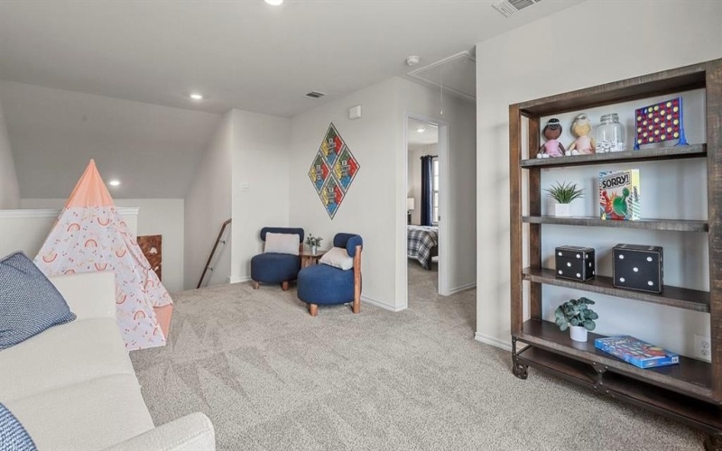 806 Barton Drive, Ennis, TX 75119, 4 Bedrooms Bedrooms, ,3 BathroomsBathrooms,Residential,For Sale,806 Barton Drive,0,21029363