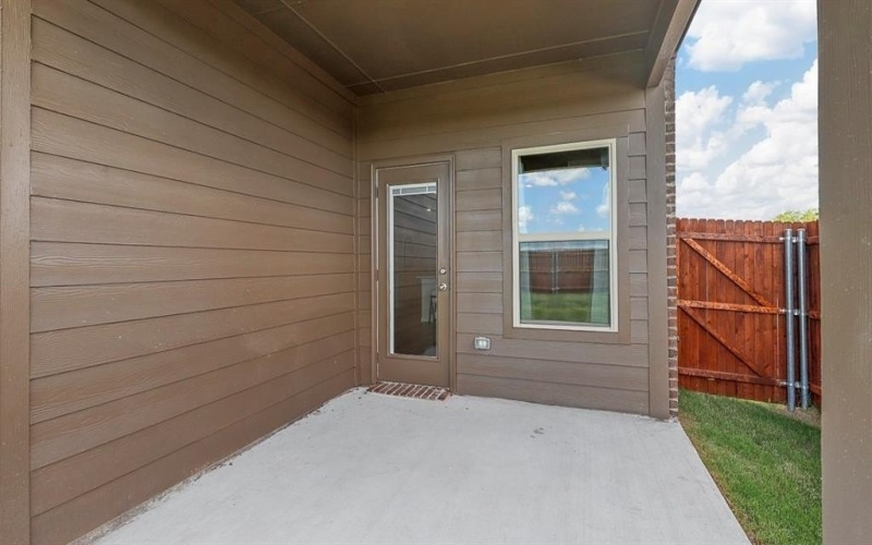 806 Barton Drive, Ennis, TX 75119, 4 Bedrooms Bedrooms, ,3 BathroomsBathrooms,Residential,For Sale,806 Barton Drive,0,21029363