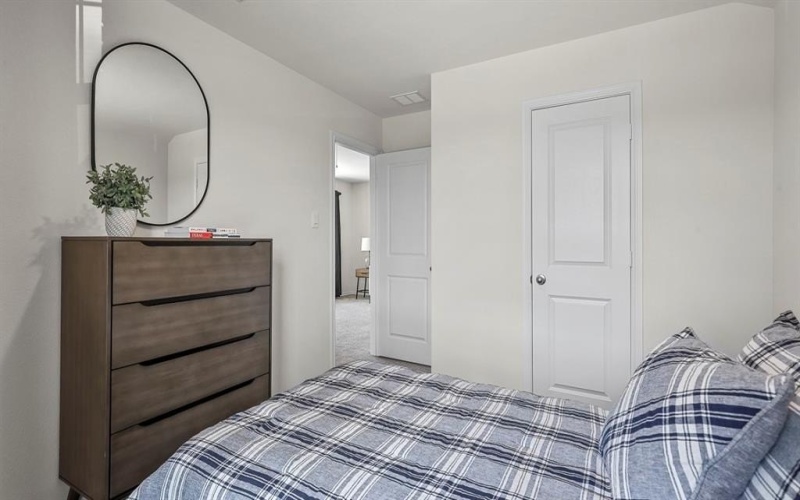 806 Barton Drive, Ennis, TX 75119, 4 Bedrooms Bedrooms, ,3 BathroomsBathrooms,Residential,For Sale,806 Barton Drive,0,21029363