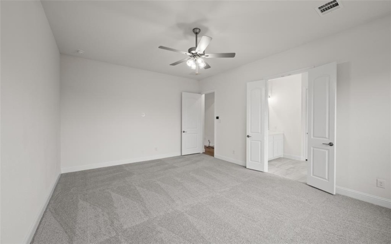 1021 Allegheny Court, Burleson, TX 76028, 4 Habitaciones Habitaciones , ,3 BañosBaños,Residential,En Venta,1021 Allegheny Court,0,21029375