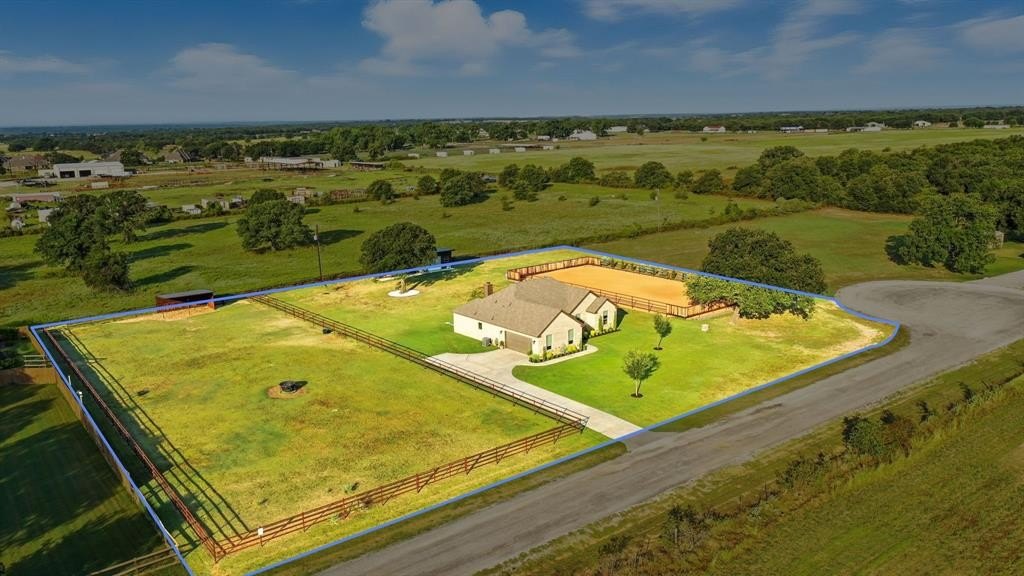 127 Captain Lane, Brock, TX 76087, 4 Bedrooms Bedrooms, ,2 BathroomsBathrooms,Residential,For Sale,127 Captain Lane,0,21029564