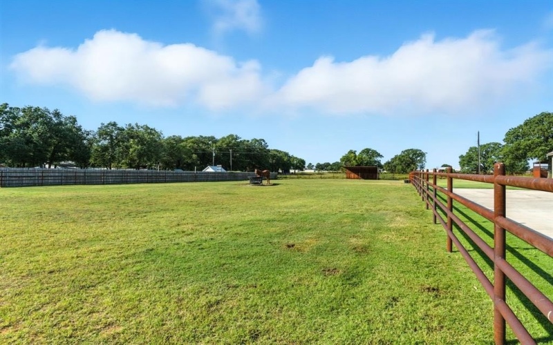 127 Captain Lane, Brock, TX 76087, 4 Bedrooms Bedrooms, ,2 BathroomsBathrooms,Residential,For Sale,127 Captain Lane,0,21029564
