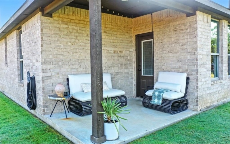 127 Captain Lane, Brock, TX 76087, 4 Bedrooms Bedrooms, ,2 BathroomsBathrooms,Residential,For Sale,127 Captain Lane,0,21029564
