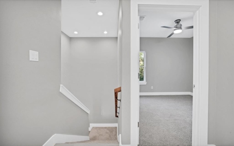 1636 Elsie Faye Heggins, Dallas, TX 75215, 4 Bedrooms Bedrooms, ,2 BathroomsBathrooms,Residential,For Sale,1636 Elsie Faye Heggins,0,21029565