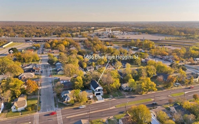1636 Elsie Faye Heggins, Dallas, TX 75215, 4 Bedrooms Bedrooms, ,2 BathroomsBathrooms,Residential,For Sale,1636 Elsie Faye Heggins,0,21029565
